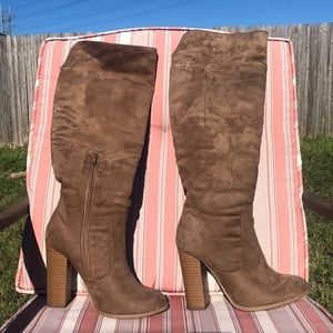 Brown Suede Boot
